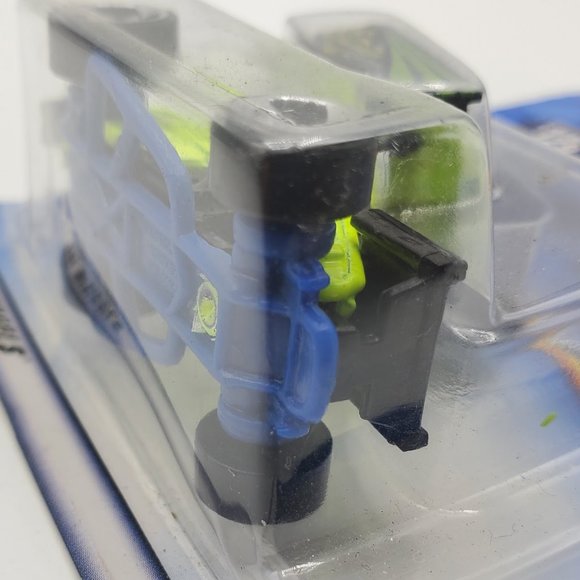 2001 Hot Wheels Mainline #129 Slide Out Lime/Black w/Chrome 3 Sp Wheel Variant - Picture 7 of 15